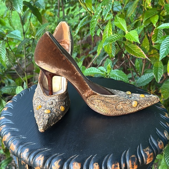 Pollini beaded crushed velvet heels, size 39.5 (9 US) - Picture 5 of 9